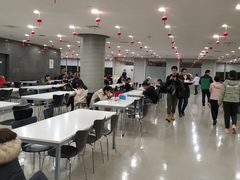 大堂-浦东图书馆读者餐厅