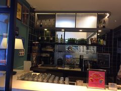 -美奈小馆·越南料理(中航城君尚购物中心店)