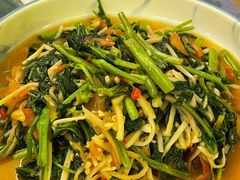 酸笋炒空心菜-浩海火燒雲傣家菜(静安芮欧店)