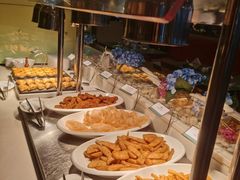 自助取餐区-上海浦东假日酒店逸庭咖啡厅