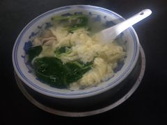 蛋花肉片汤-小毛绝杀炒粉
