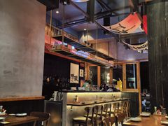 -8PINTS八品脱·日料·烧鸟·精酿小酒馆(莘庄店)