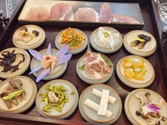 -桥香园过桥米线(国贸店)