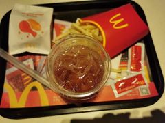 -麦当劳(汉口火车站候车室店)