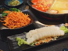 -湊湊火锅·茶憩(打浦桥日月光店)