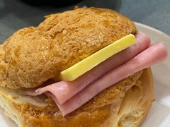 鲜油腿菠萝包-华嫂冰室(尖沙咀店)
