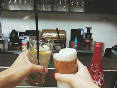 咖啡-黑胶星球(华发中城商都店)