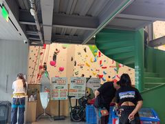 -绿壁虎攀岩基地(Tcar店)