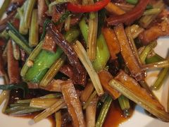 -鹊玥·粤菜小馆(汇智国际商业中心店)