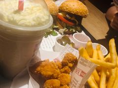 -The Habit Burger Grill 哈比特汉堡(复兴soho店)