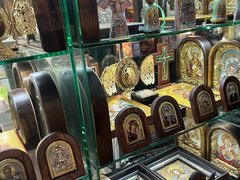 -滴血救世主教堂