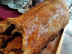 脆口烧肉-园林美食城·本土农家菜(杨和镇店)