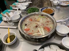 -去吃小龙虾·江湖菜·烧烤(南滨路店)