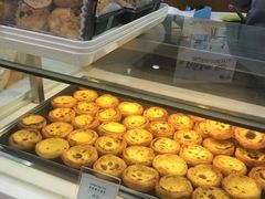 面包甜点陈列柜-莉蓮蛋挞(静安寺店)