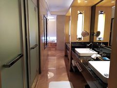 -中山利和希尔顿酒店