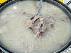 -洞密园美食城(富华路店)