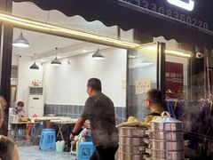 -梁憨包(南岸回龙湾店)