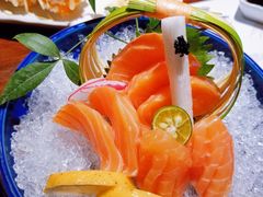 三文鱼刺身-萤初高端日料王(曲江银泰店)