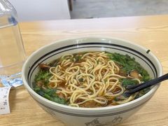 -小马牛肉面·牛骨熬制(南京博物院店)