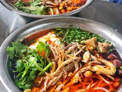 -老五鸡丝豆花面粉(瑞金北路68号院店)