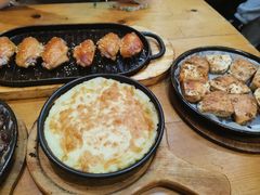 -老东镇啤酒屋海鲜加工·蒸汽海鲜·海鲜烧烤(台东店)