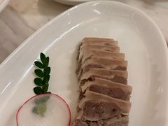 -浅深(世茂滨江精品店)