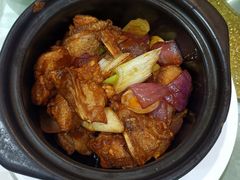 干锅鱼头煲-光明邨大酒家(淮海路店)