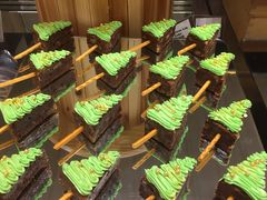 -圣丰索菲特·2 On 988 Café 自助餐厅