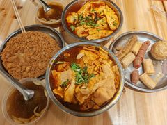 -柳州肥姨妈大骨螺蛳粉(江宁万达店)