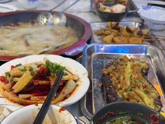 -牛得很·鲜牦牛肉烧烤·牛羊肉菌汤锅(康定店)