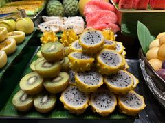 -雍容荟活帝王蟹活龙虾自助(苏宁旗舰店)