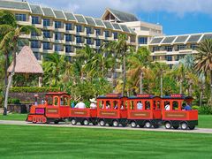 -亚龙湾喜来登·美景台大堂吧