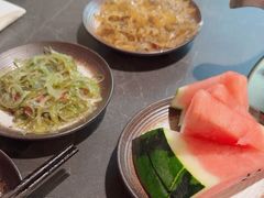 -湊湊火锅·茶憩(杭州湖滨银泰in77店)
