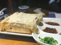 -95号酱骨·一块豆腐(展春园西路店)