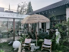 -Jo's Garden
