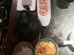 -老牌坊云南鱼豆花火锅(哈西万达店)