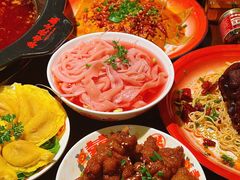 -牛市坎火锅(建设路店)