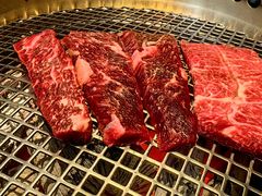 -铭牛烧肉·和牛海鲜自助(高新月牙湖店)