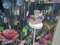 -Dior迪奥(上海世茂广场店)
