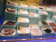 -享遇.锅姥姥牛排海鲜自助(小寨店)