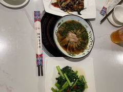 -黑青稞庄园·新式藏餐·牦牛肉汤锅(新都桥店)