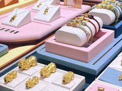 -银泰百货(舟山临城店)