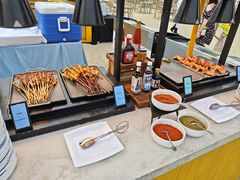 -亚龙湾希尔顿自助餐厅·海鲜·烧烤·沙滩BBQ·现场乐队