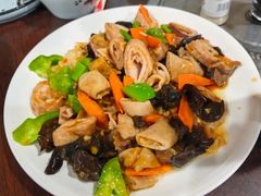 -金卯白肉罩火烧