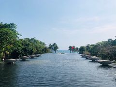 -亚龙湾喜来登·美景台大堂吧