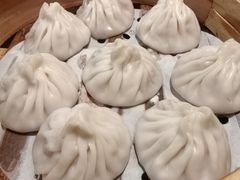 -莱莱小笼·乔艾