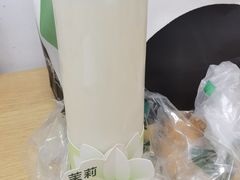 -爱达乐面包生日蛋糕(旭海时代广场店)