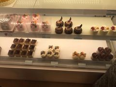 -好利来(高新枫叶广场店)