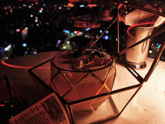 chill lounge-"餐厅酒吧同个老板说明这真的是块风水宝地哦.