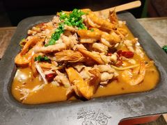 -炭舍干锅·烤鱼(扬名广场店)